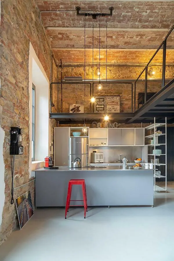 The Loft Unique Designed Daire Floransa